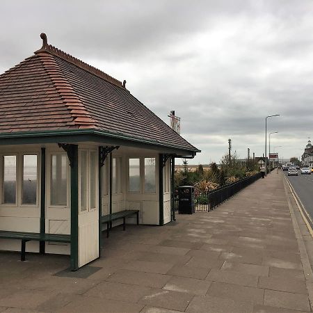 Lovely Sea Front House In Cleethorpes - Sleeps 6 Esterno foto