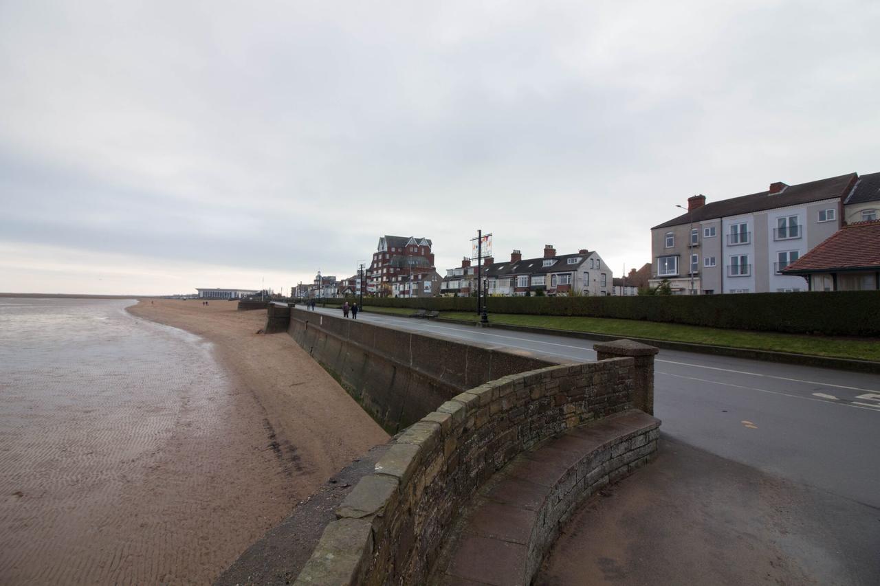 Lovely Sea Front House In Cleethorpes - Sleeps 6 Esterno foto