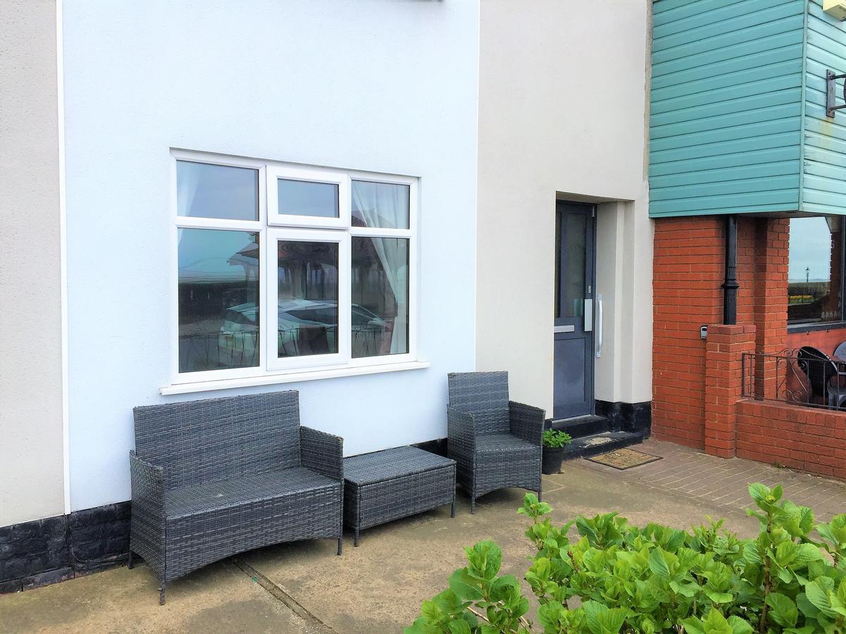 Lovely Sea Front House In Cleethorpes - Sleeps 6 Esterno foto
